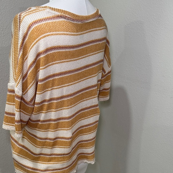 American Eagle Striped Mustard and White Women's Slouchy Waffle Top - Picture 2 of 8